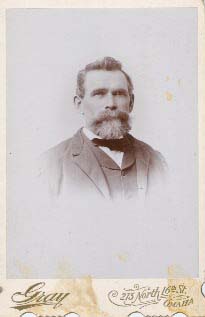 photograph taken in Omaha of Thomas R. Lynch, b. 1842